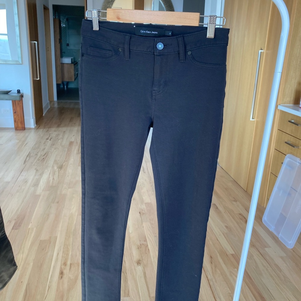Calvin Klein knit skinny jeans-size 2